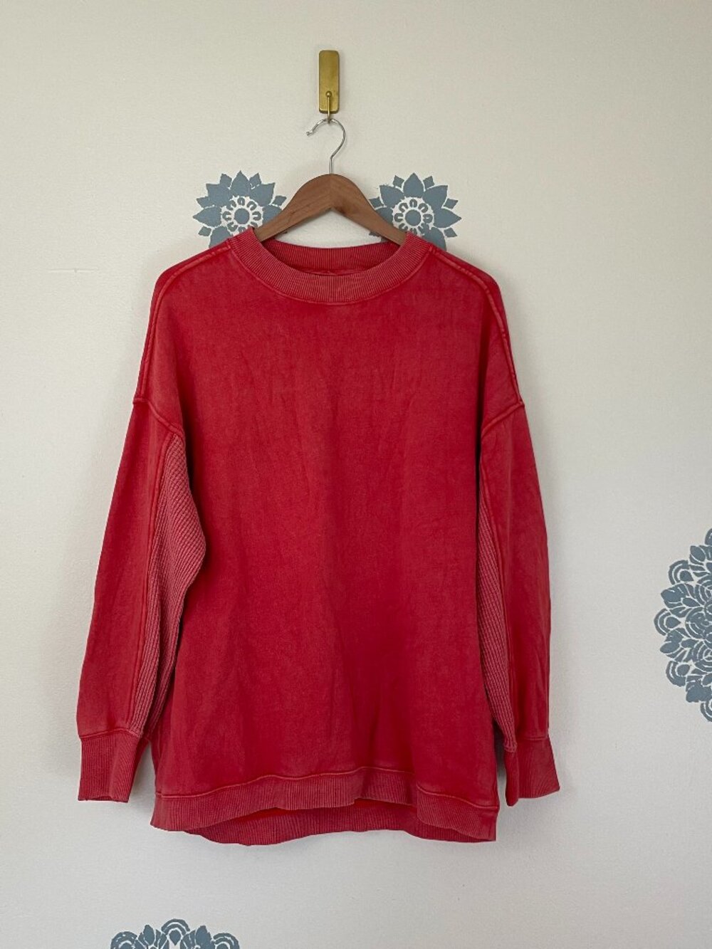 Aerie Getaway Waffle Fleece Oversized Sweatshirt in Red Size Small